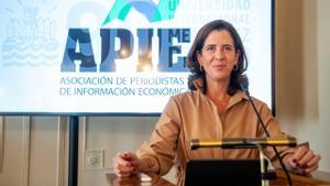 Alejandra Kindelán, presidenta de la Asociación Española de Banca (AEB), durante su intervención en un curso organizado por la APIE en la Universidad Menéndez Pelayo de Santander.