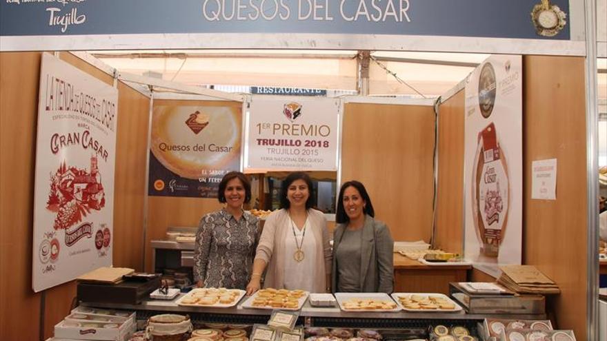 La Torta del Casar ‘Gran Casar’ se pone a la venta en el Little Spain de Nueva York