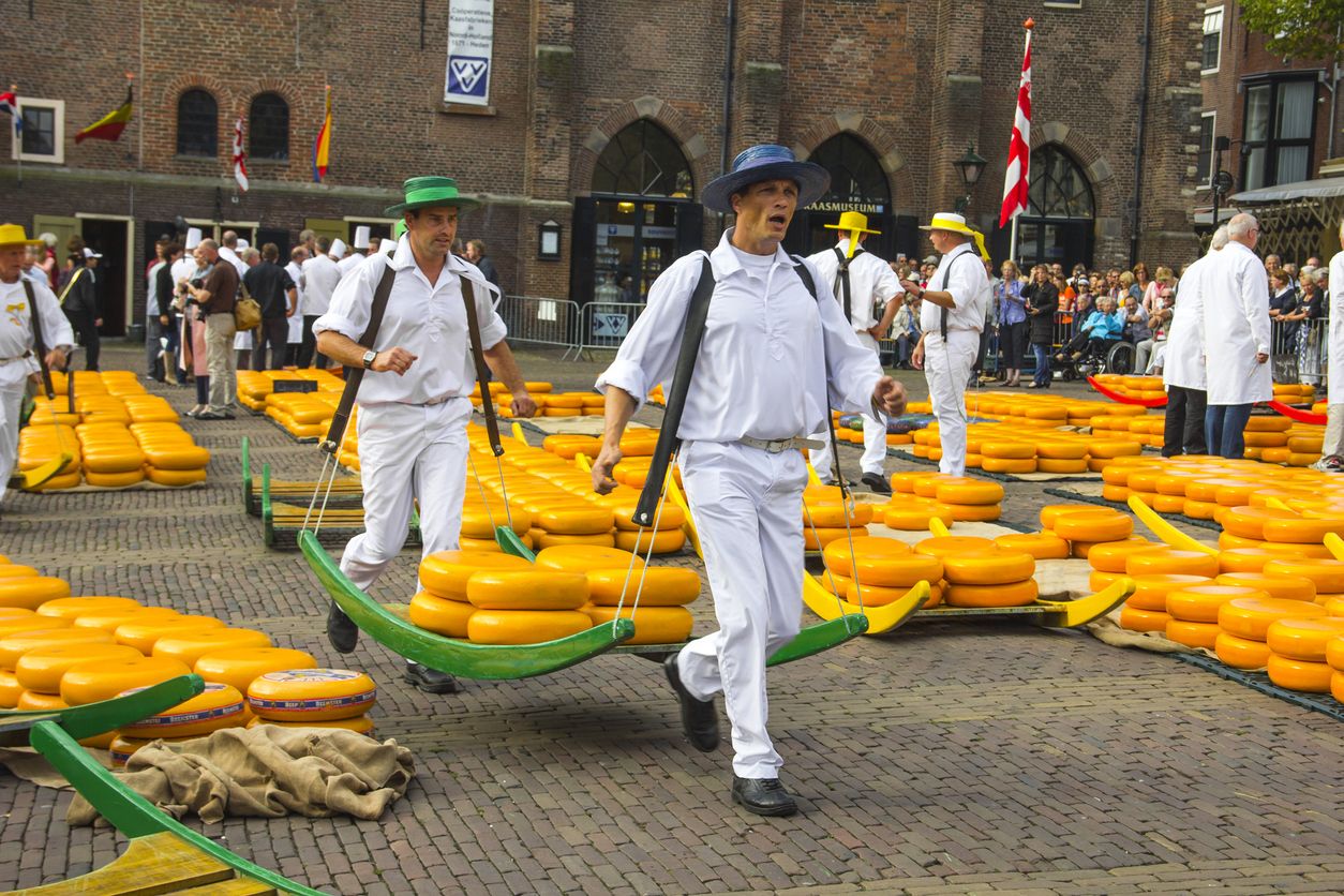 Si te gusta el queso, tienes que visitar sí o sí Alkmaar.