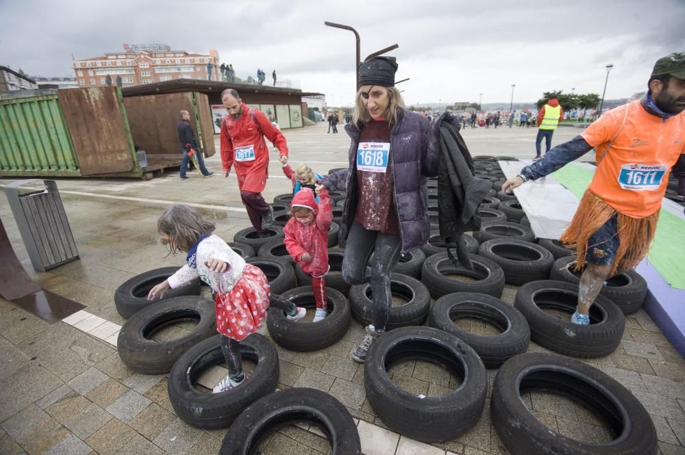 Más de 9.000 personas participan en la sexta Carrera ENKI en A Coruña.