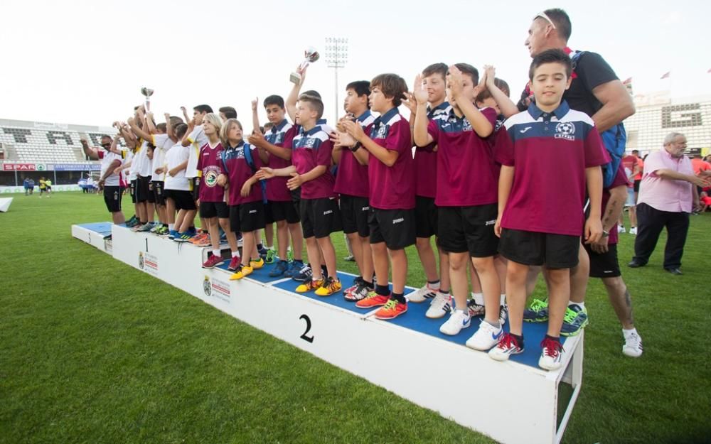 Clausura de la liga local de fútbol base de Cartag