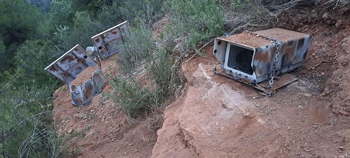 Webcam de seguiment amb bateries solars