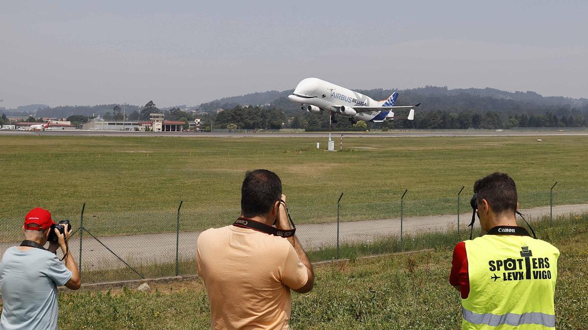 Así fue la prueba del Beluga XL de Airbus en Vigo