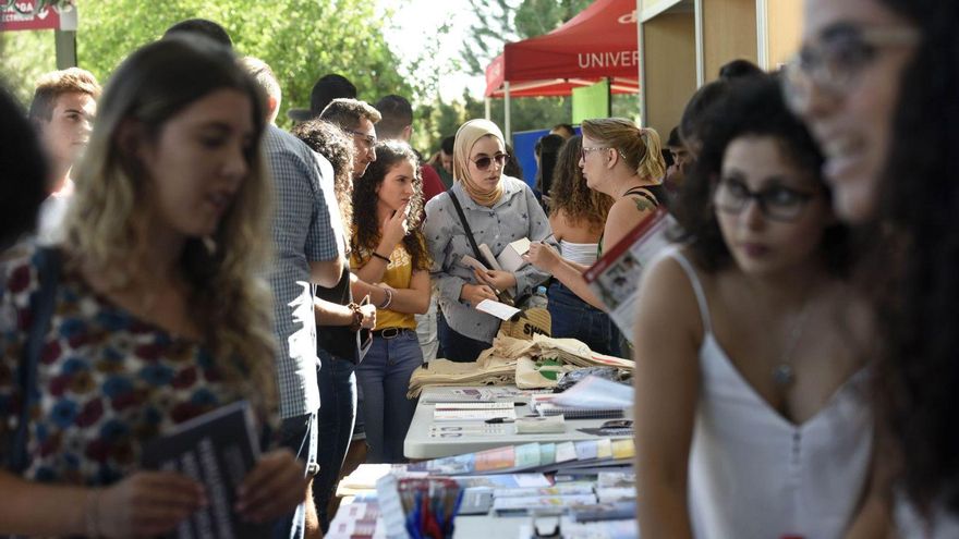 La Feria de Servicios y todo lo que ofrece la Universidad de Murcia