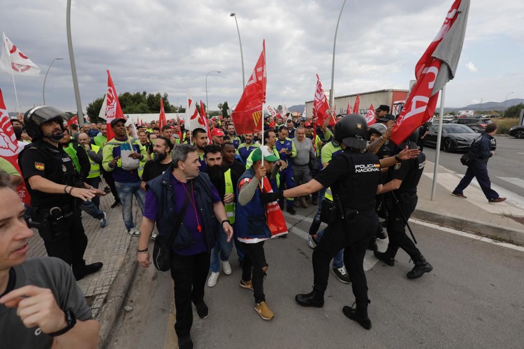 Comienza la huelga del metal balear con la actividad de los piquetes centrada en el polígono de Son Castelló