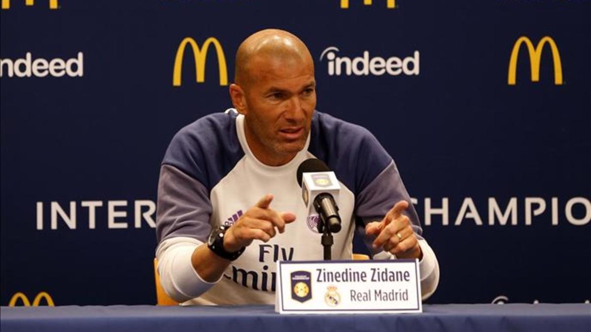 Zinedine Zidane no está muy satisfecho con la plantilla que tiene a su disposición