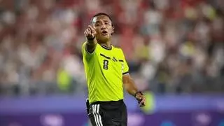 España - Francia ya tiene árbitro: protagonizó una de las decisiones más polémicas del Mundial