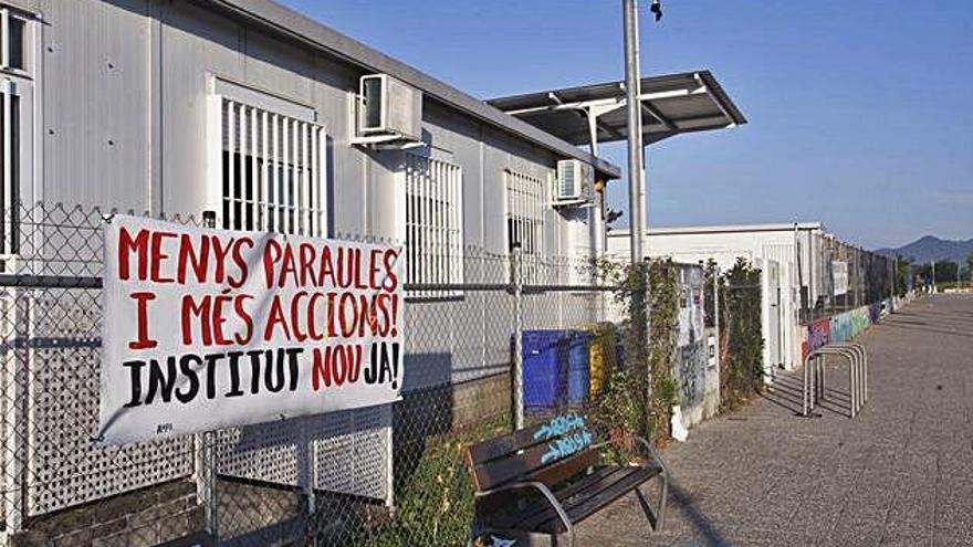 L&#039;institut de Vilablareix, en una imatge d&#039;arxiu, es troba en el llistat d&#039;obres de l&#039;estiu.