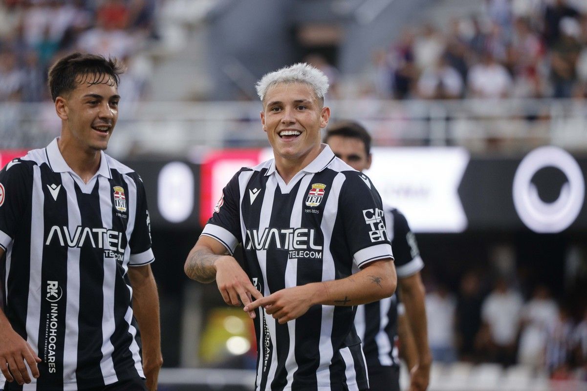 La victoria del FC Cartagena sobre el Tarazona, en imágenes