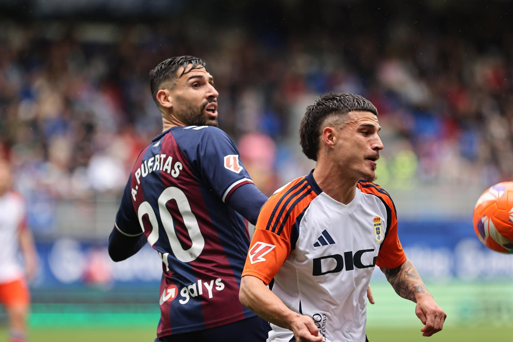 EN IMÁGENES: El partido entre el Eibar y el Real Oviedo