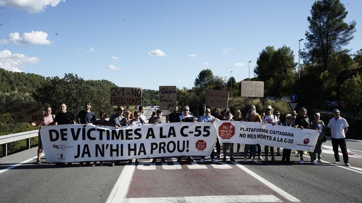 Tall de trànsit a la C-55 de la Plataforma No Més Morts