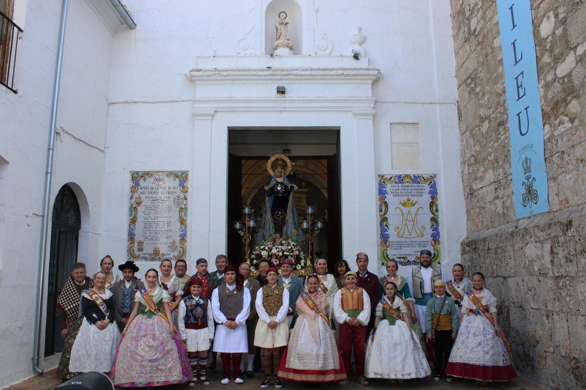 "Dansades" en Turís.