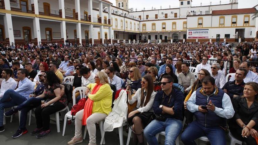 El Carnaval de Cádiz se acerca a los cordobeses desde Salesianos
