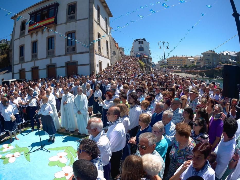 Procesión de la Virgen de El Carmen en Tapia