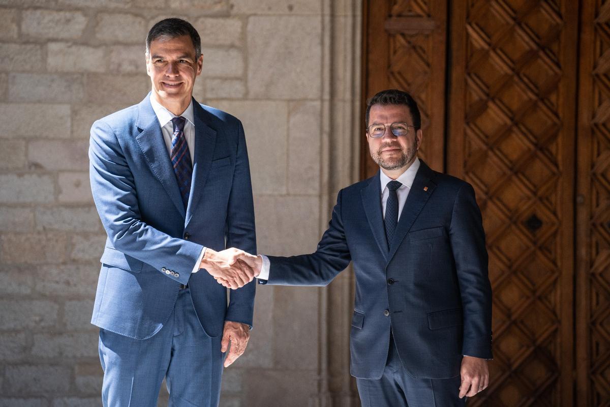 Pedro Sánchez y Pere Aragonès este miércoles en el Palau de la Generalitat.
