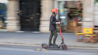 Barcelona ya registra más siniestros de patinete que de bicicleta