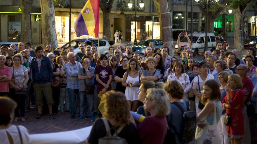 Protesta contra las medidas antireferéndum