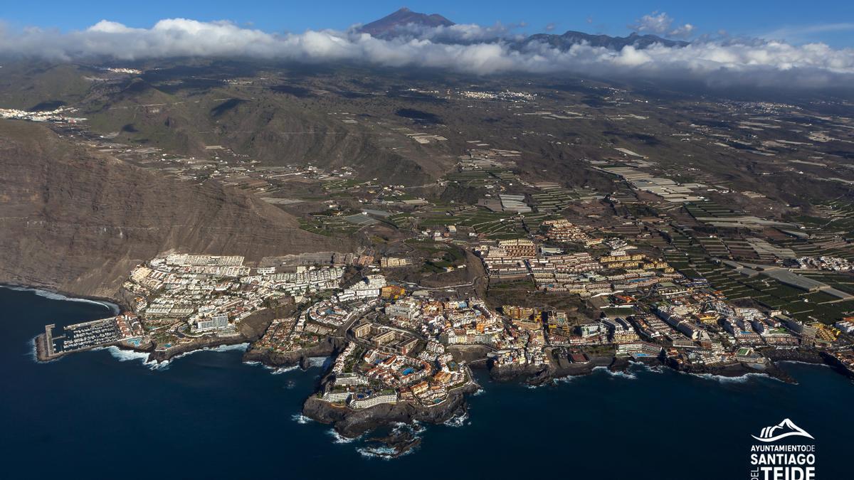 Santiago del Teide en vista aérea