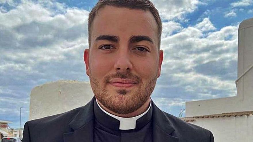 La catedral de Ibiza celebra la ordenación de un nuevo sacerdote