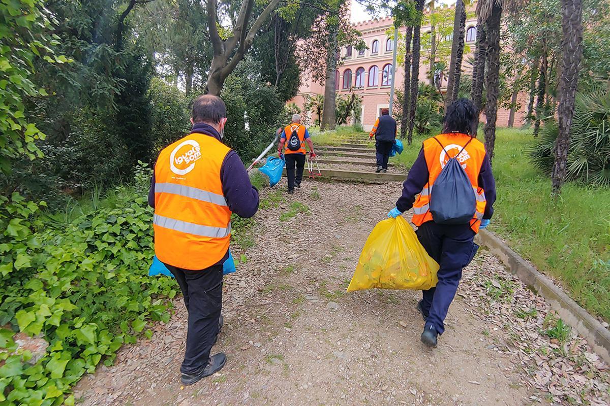 Sant Boi confia la neteja de parterres al centre especial de treball Igualssom