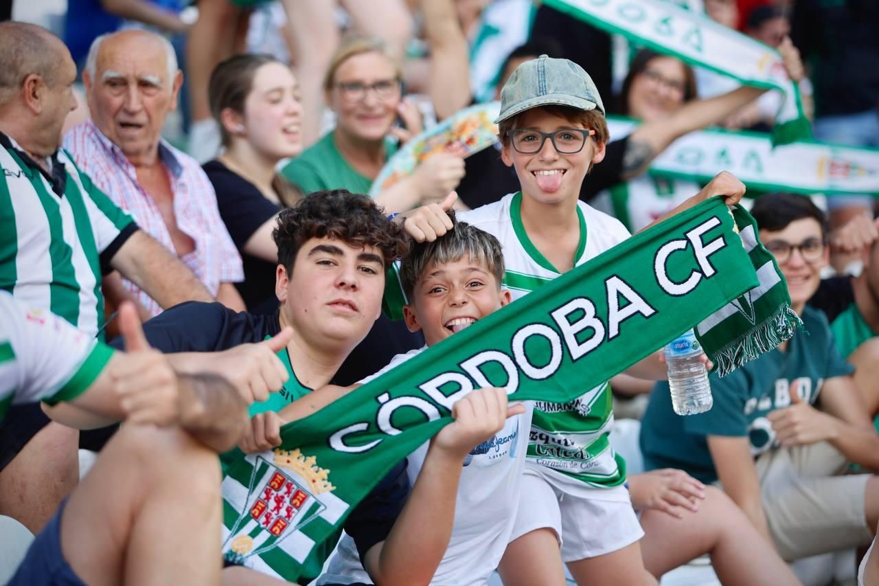 Córdoba CF-Barcelona Atlétic | La afición cordobesista, en imágenes