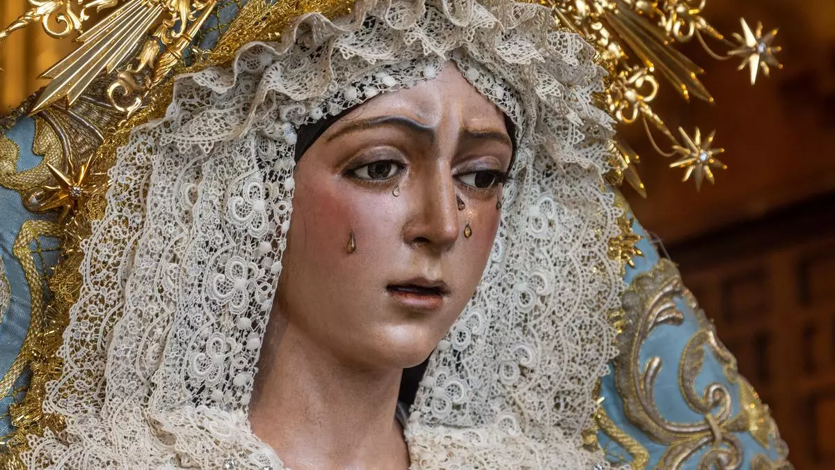 La Macarena pide perdón y encarga una "supervisión técnica" al IAPH