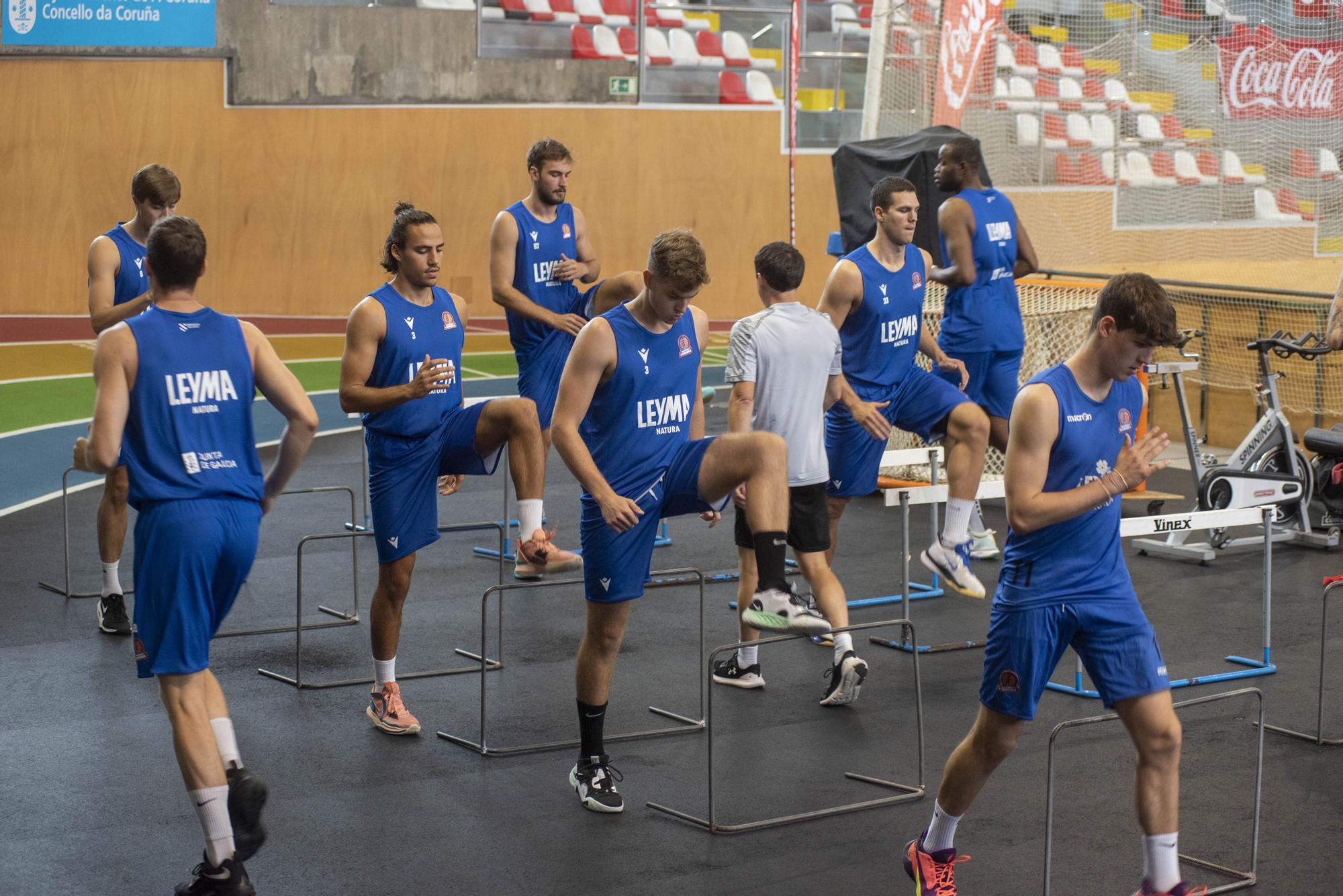 El Leyma Básquet Coruña vuelve a los entrenamientos en el Palacio de los Deportes