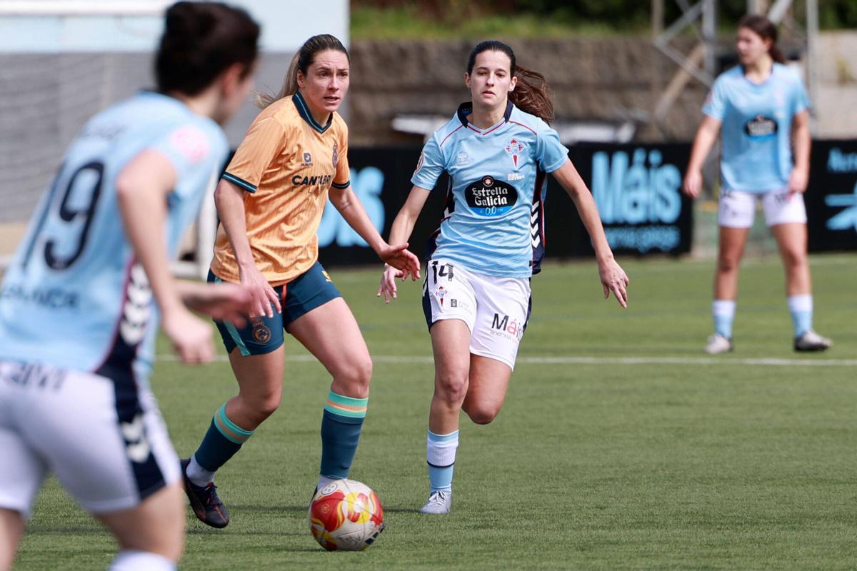 Partido disputado en la ciudad deportiva de A Madroa correspondiente a la vigésima primera jornada del grupo 1 de 2ª Federación Partido disputado en la ciudad deportiva de A Madroa correspondiente a la vigésima primera jornada del grupo 1 de 2ª Federación