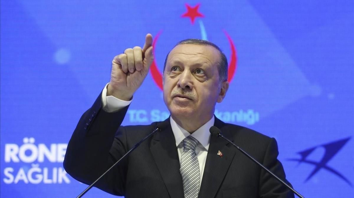 zentauroepp39392424 turkey s president recep tayyip erdogan speaks during a meet170722161416 zentauroepp39392424 turkey s president recep tayyip erdogan speaks during a meet170722161416