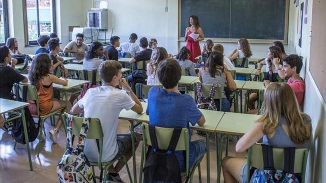 zentauroepp35495689 barcelona 12 09 2016 vuelta al cole inicio del curso escol170118180013