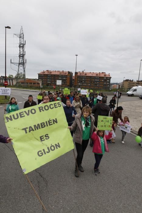 Manifestación de los vecinos de Nuevo Roces