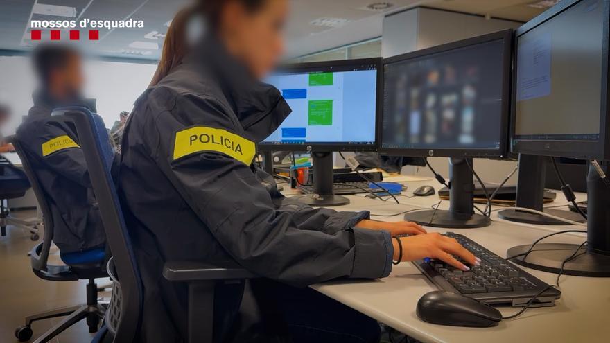 Los ciberdepredadores sexuales captan a niños de 13 años en redes sociales o plataformas de juego online