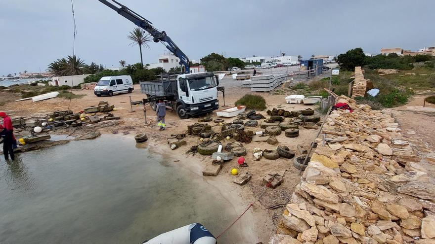 Formentera recibe cerca de 480 peticiones para amarrar en s&#039;Estany des Peix