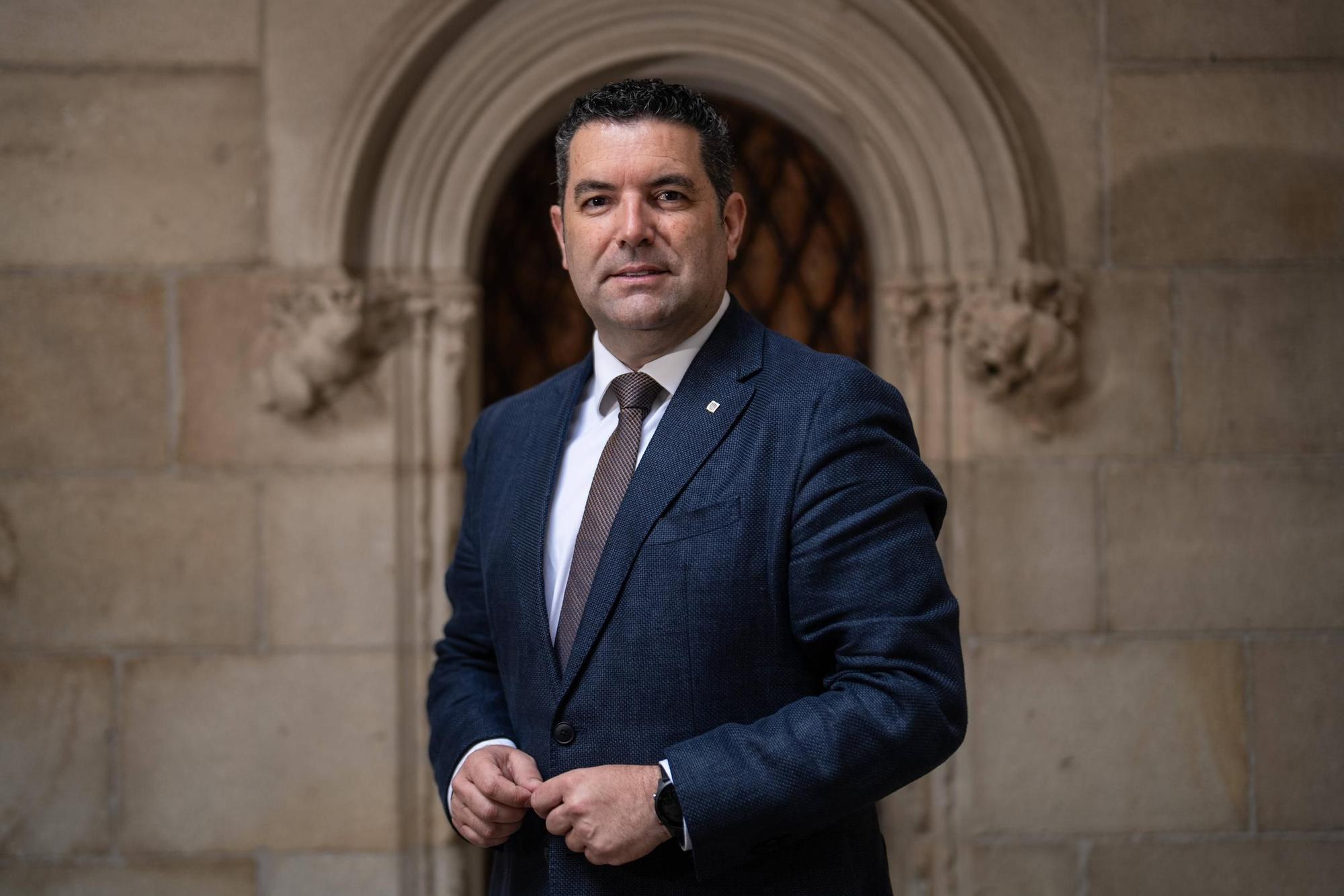 Xavier Amor, secretario de Governs Locals, posa para EL PERIÓDICO en el Palau de la Generalitat.
