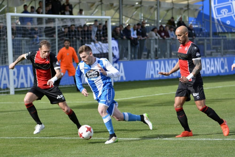 El Fabril gana 2-1 al Unión Adarve y es líder