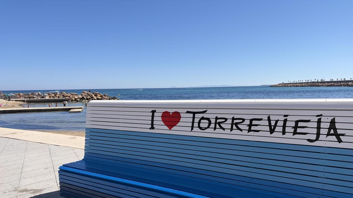Paseo marítimo y calle del Mar en Torrevieja
