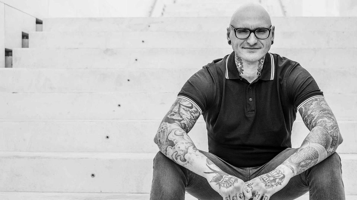 Guillem lópez torna a les llibreries amb la nova edició en català de 'Challenger'.