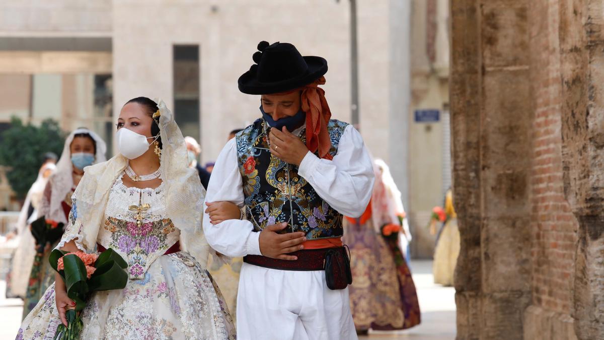 Búscate en el segundo día de Ofrenda por las calles del Mar y Avellanas (entre las 11.00 y 12.00 horas)