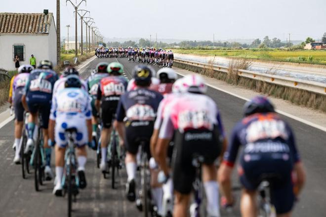 El británico Brennan se lleva a lo grande la etapa catalana de la Vuelta