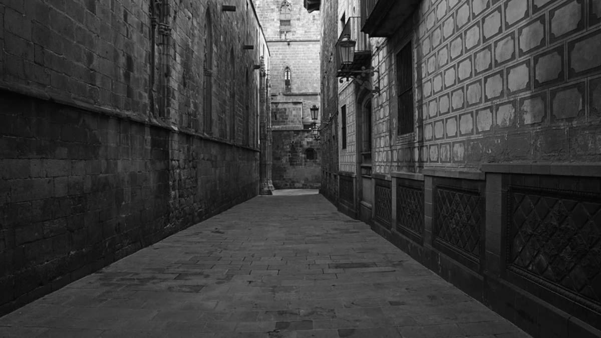 Imágenes en blanco y negro de la Barcelona confinada