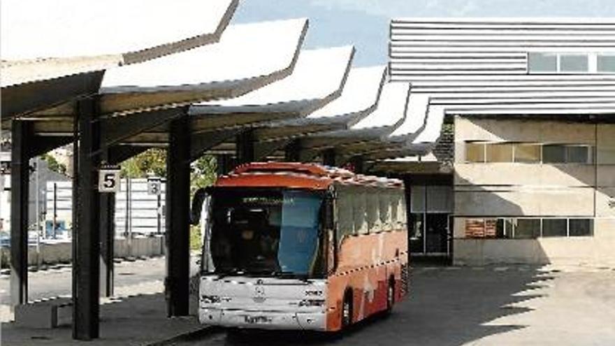 Imatge d&#039;arxiu de l&#039;estació d&#039;autobusos de Palafrugell.