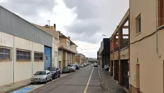 L'incendi d'un quadre elèctric deixa sense llum un edifici a la Marca de l'Ham de Figueres