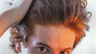Este es el champú anticaída favorito de los hombres para frenar la caída del pelo (y huele de maravilla)