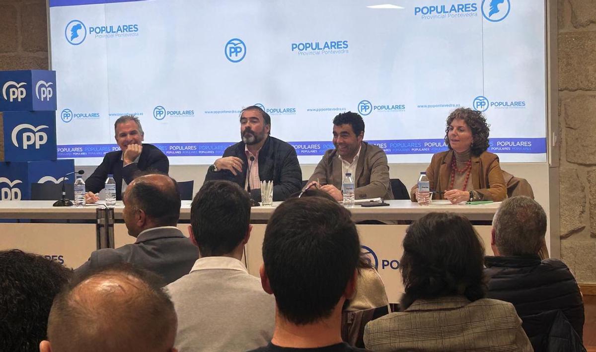 El encuentro de los representantes populares de la provincia.