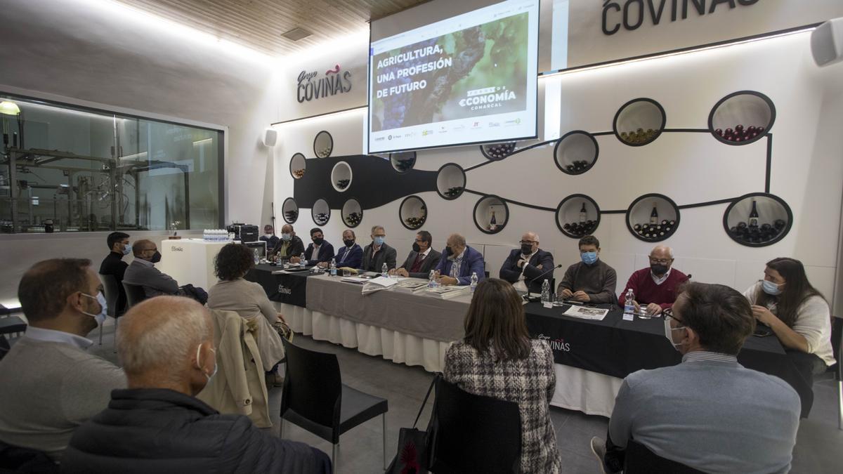 Foro de Economía Comarcal sobre Agricultura en Requena