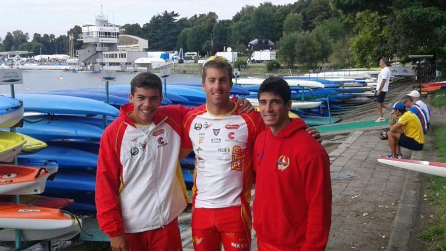 Francisco Luengo, a la derecha, con Segura y Craviotto.