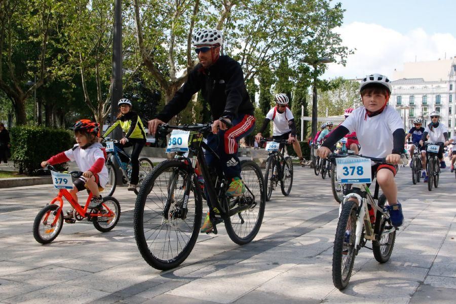 Más de 300 ciclistas disfrutaron del Decabike.