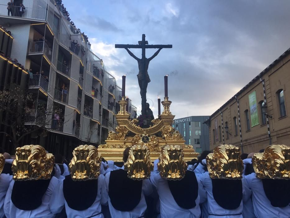 Las imágenes de la procesión del Cristo de la Buena Muerte, en el Jueves Santo de la Semana Santa de Málaga