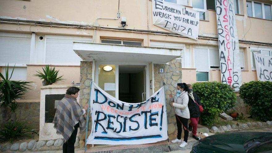 Comienza el desalojo del edificio Don Pepe en Ibiza