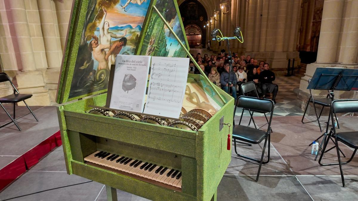 Réplica de la lira del cielo que ahora conserva la Catedral de Toledo
